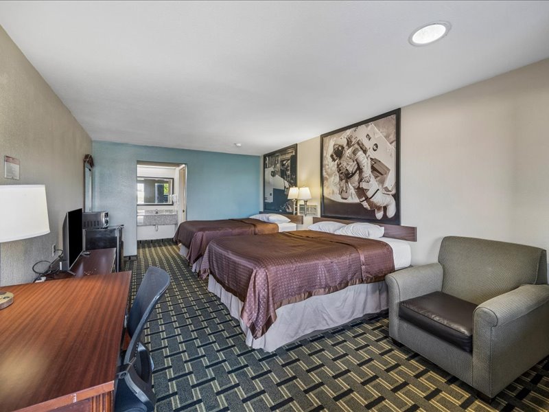 Double room at Hotel Blue Baytown with two queen beds
