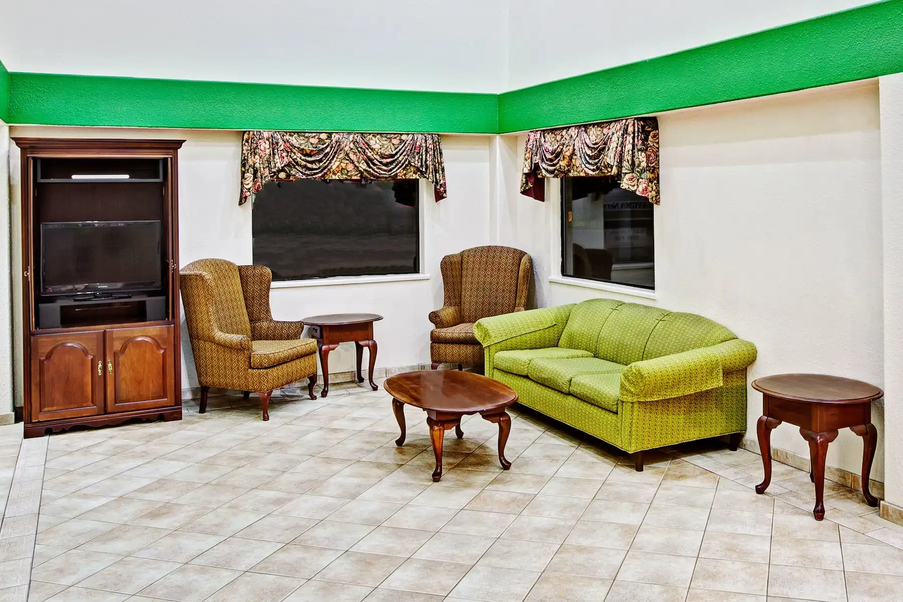 Lobby area of Hotel Blue Baytown, Texas